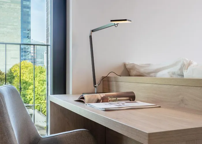 Homely! Skyview Frankfurt Airport, Fair, Rooftop, Gym! Lejlighed *