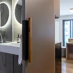 Homely! Skyview Frankfurt Airport, Fair, Rooftop, Gym! דירה