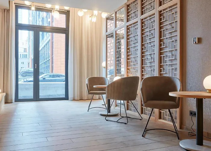 Apartman Homely! Skyview Frankfurt Airport, Fair, Rooftop, Gym! *